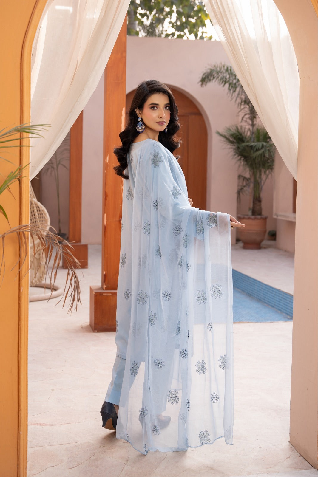 Lawn Collection D-08