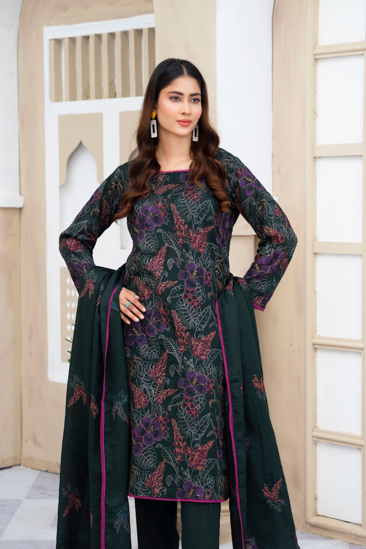 Karandi Dupatta D-04
