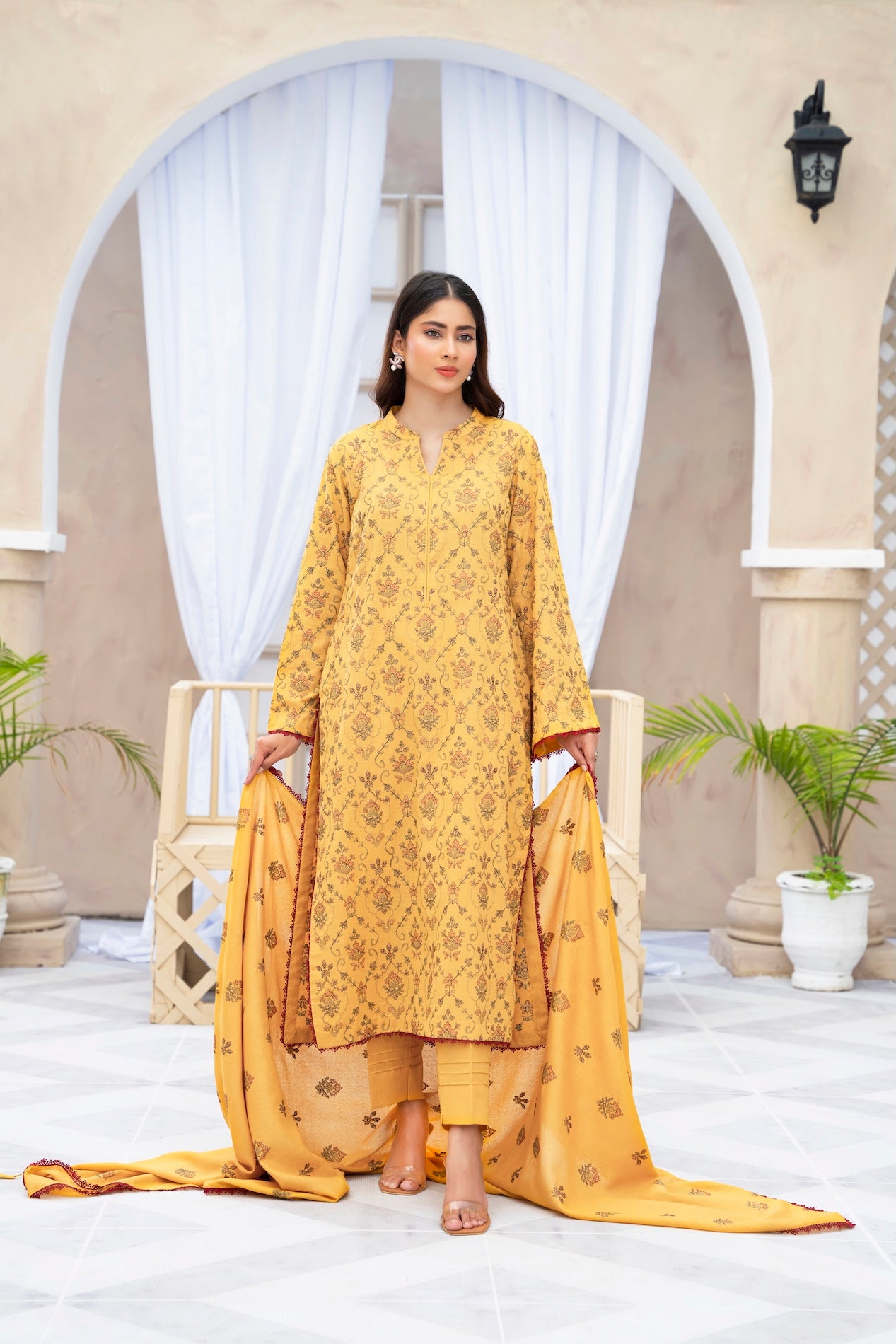 Karandi Dupatta D-05