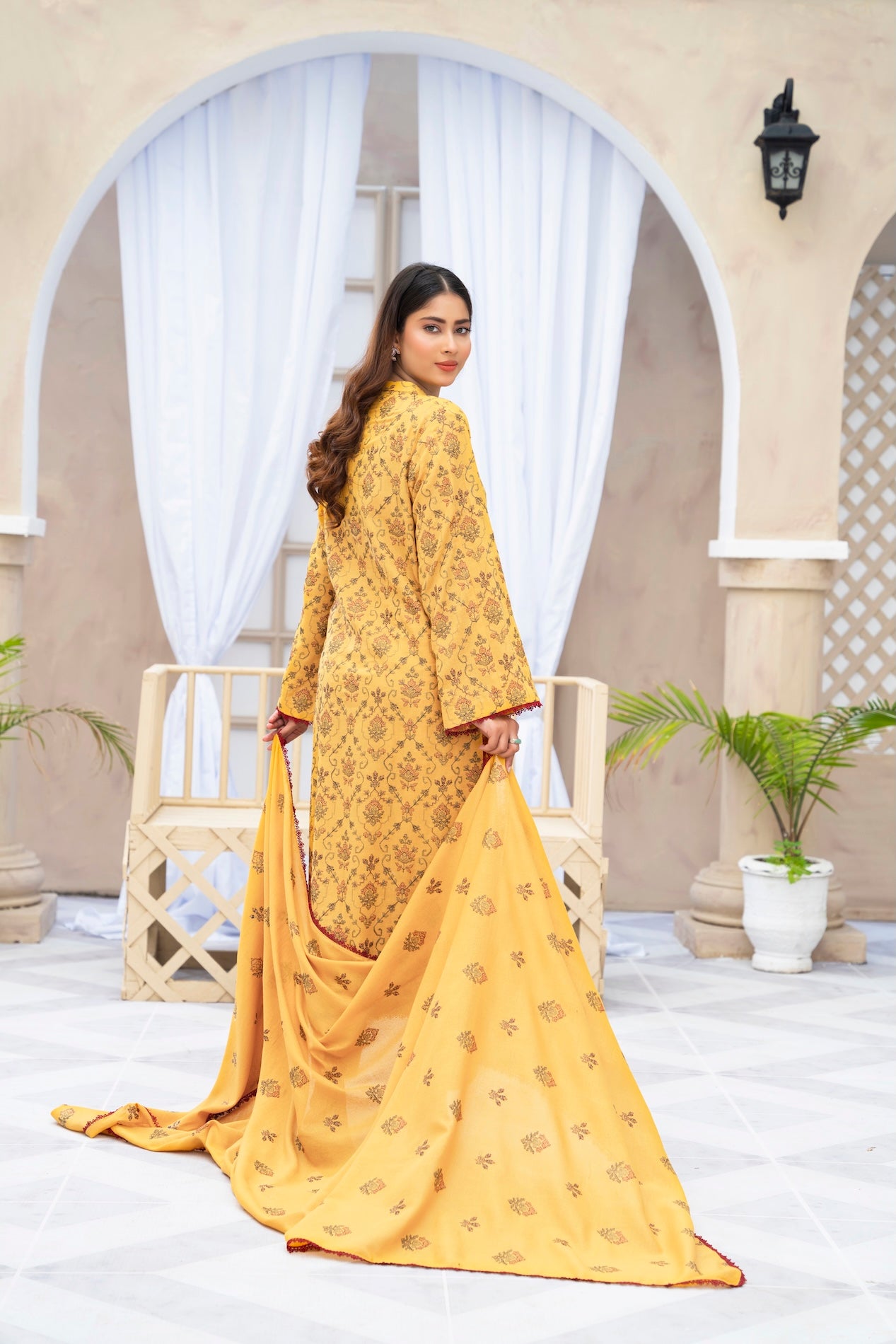 Karandi Dupatta D-05
