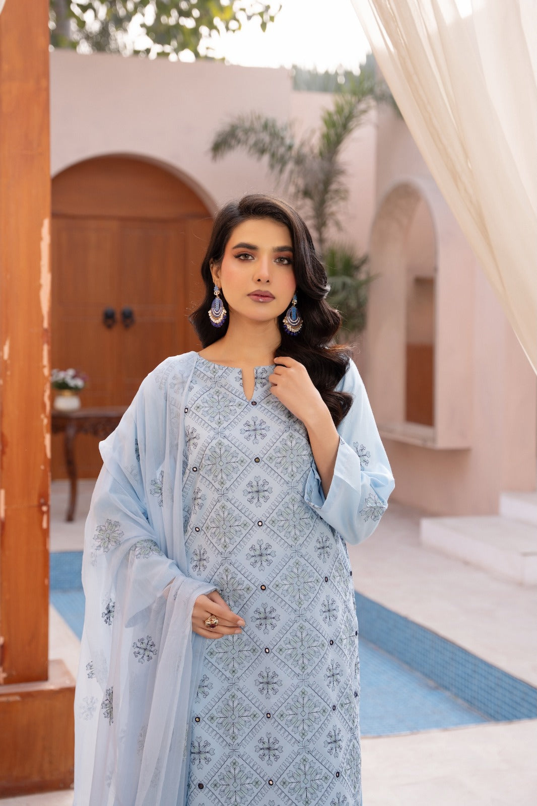 Lawn Collection D-08