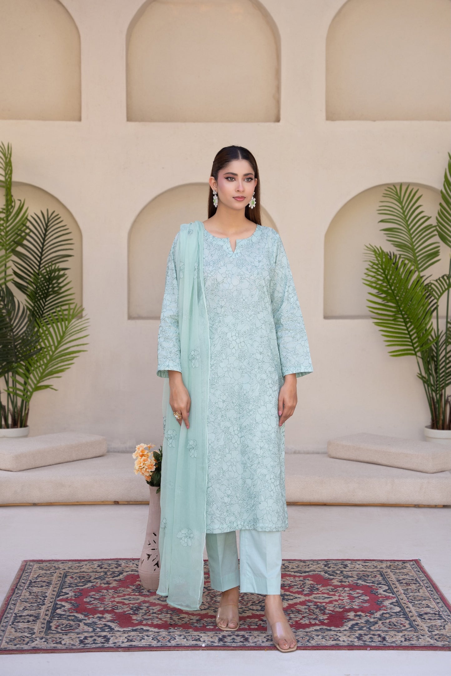 Lawn Collection Vol:04 D-01