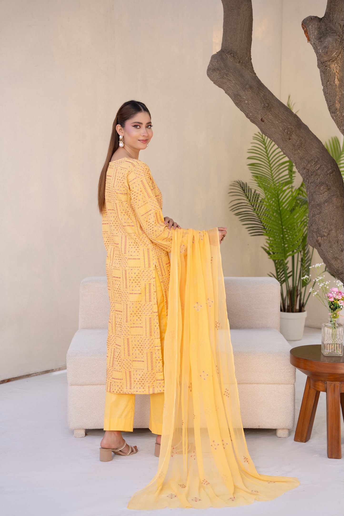Lawn Collection Vol:04 D-03