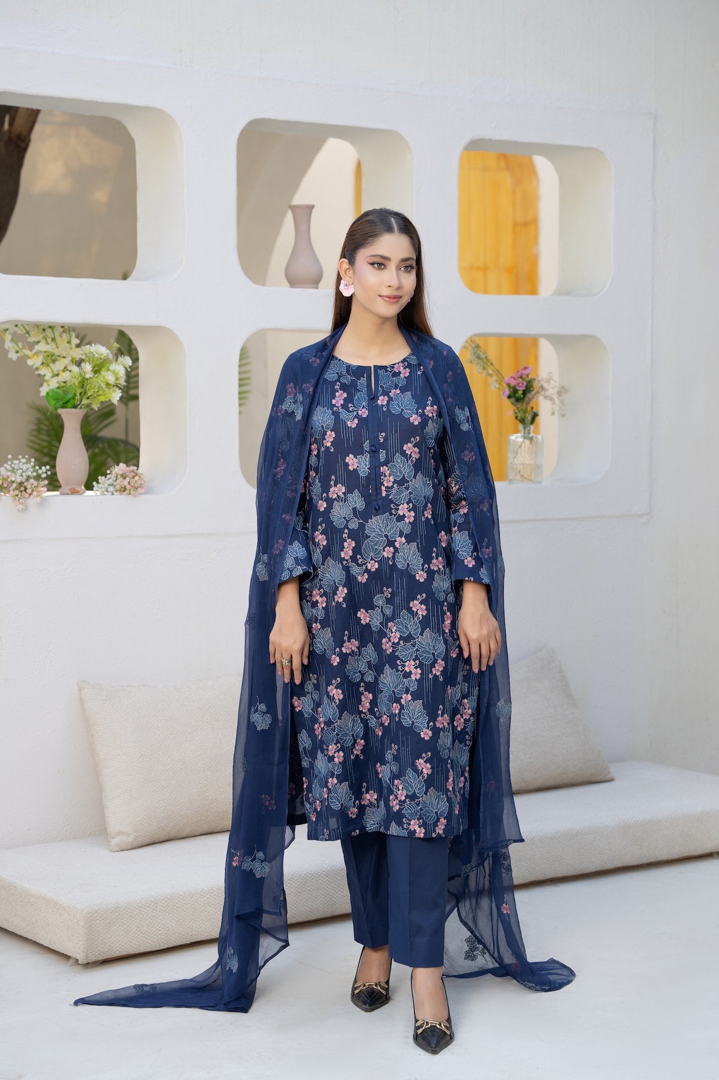 Lawn Collection Vol:04 D-07