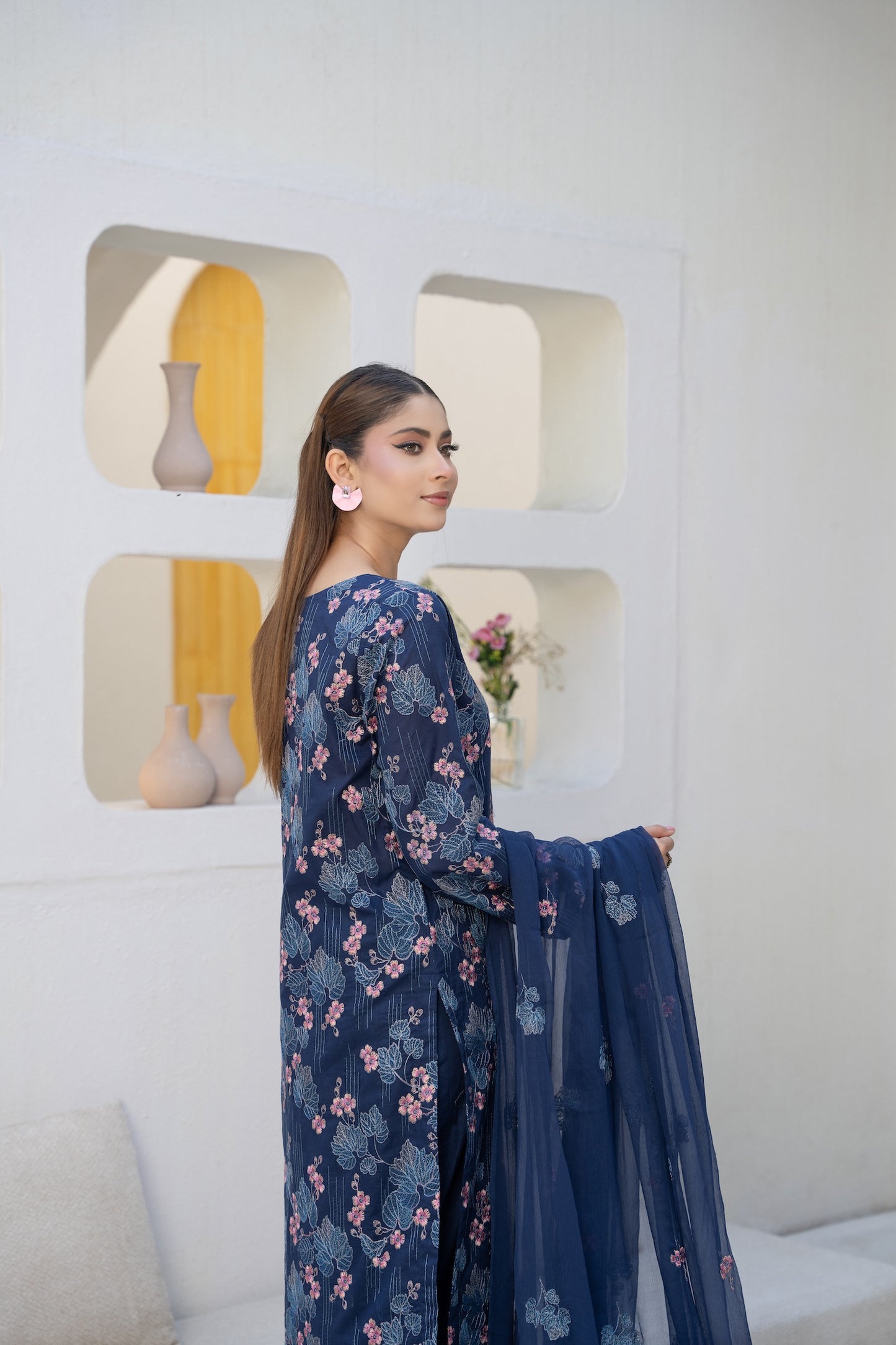 Lawn Collection Vol:04 D-07