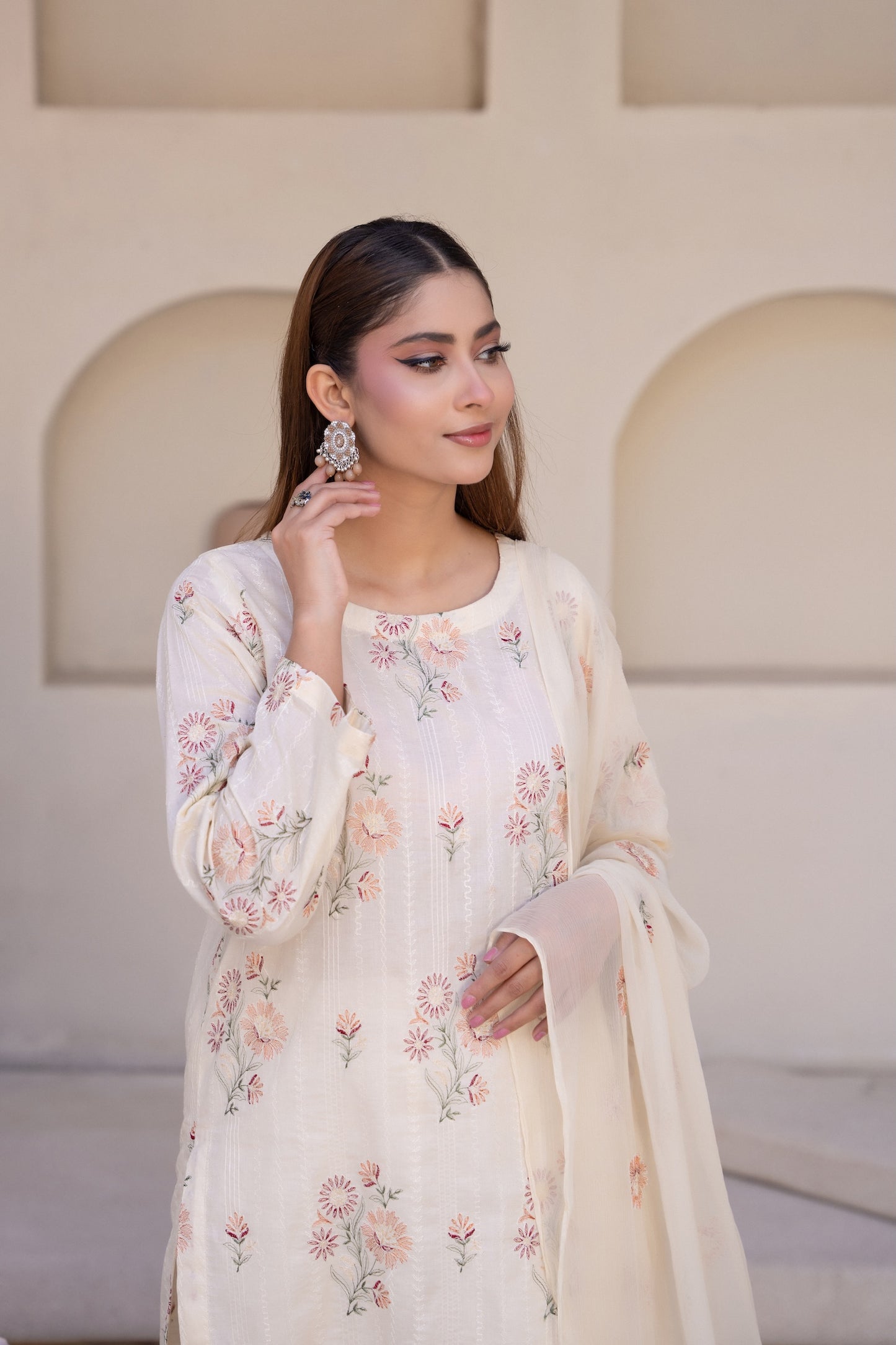 Lawn Collection Vol:04 D-08