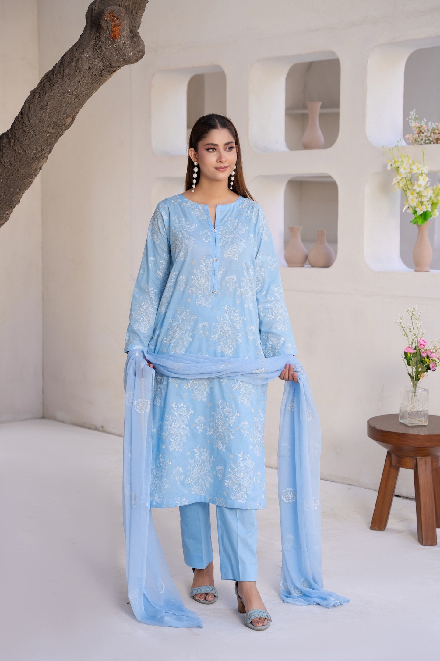 Lawn Collection Vol:04 D-09