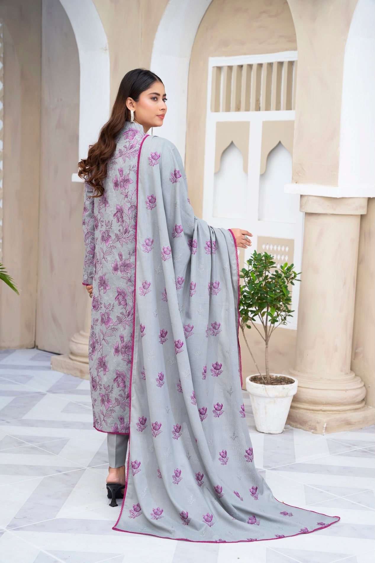 Karandi Dupatta D-03