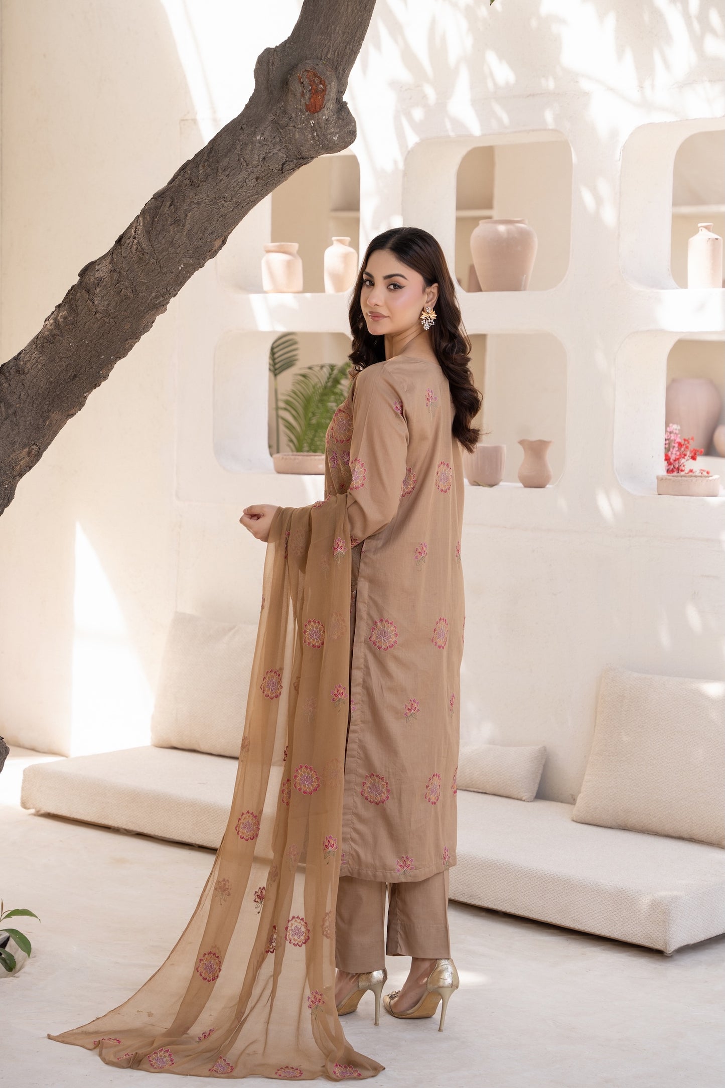 Lawn Collection Vol:05 D-08