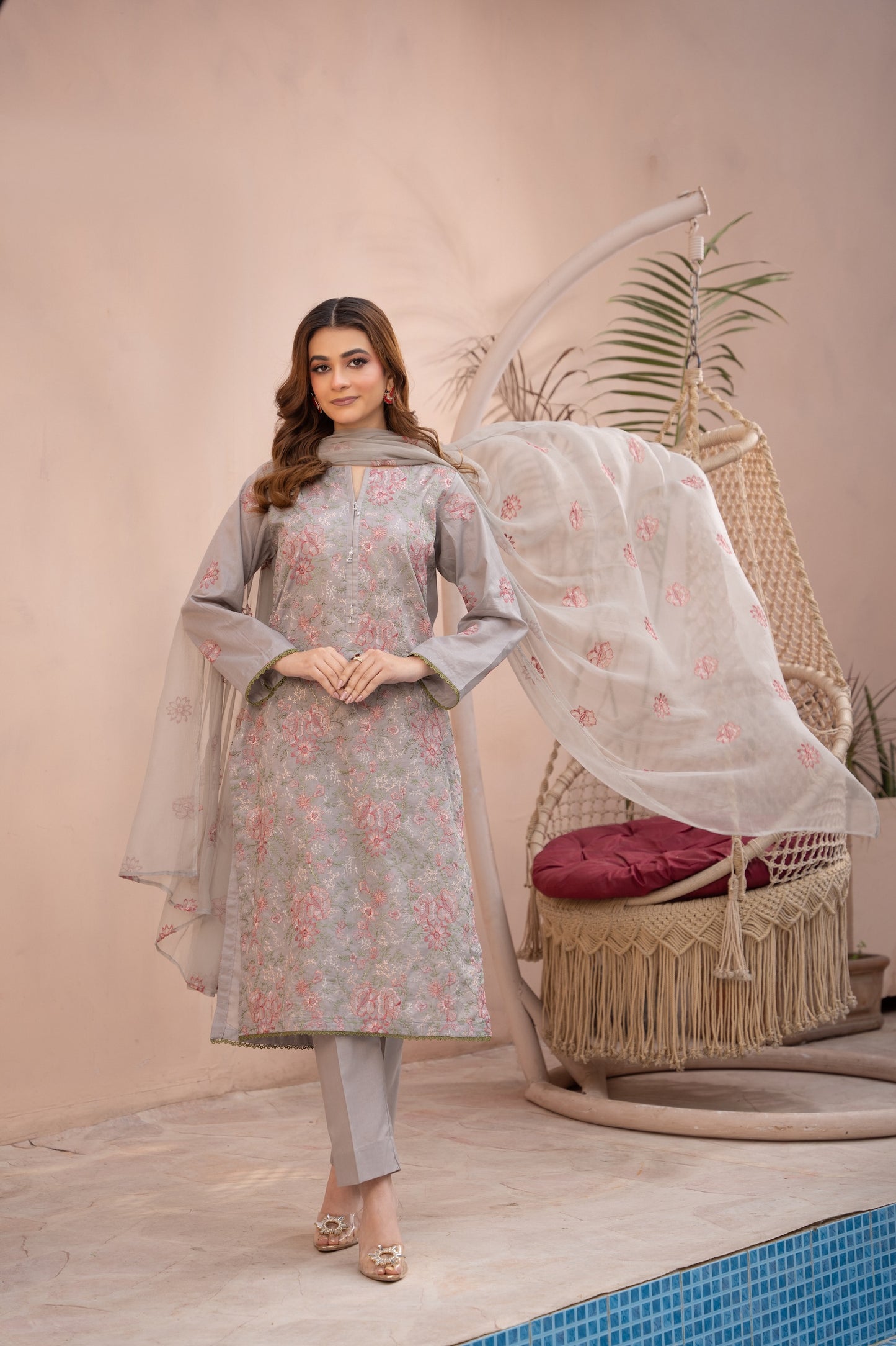 Lawn Collection  Vol : 01 D-01