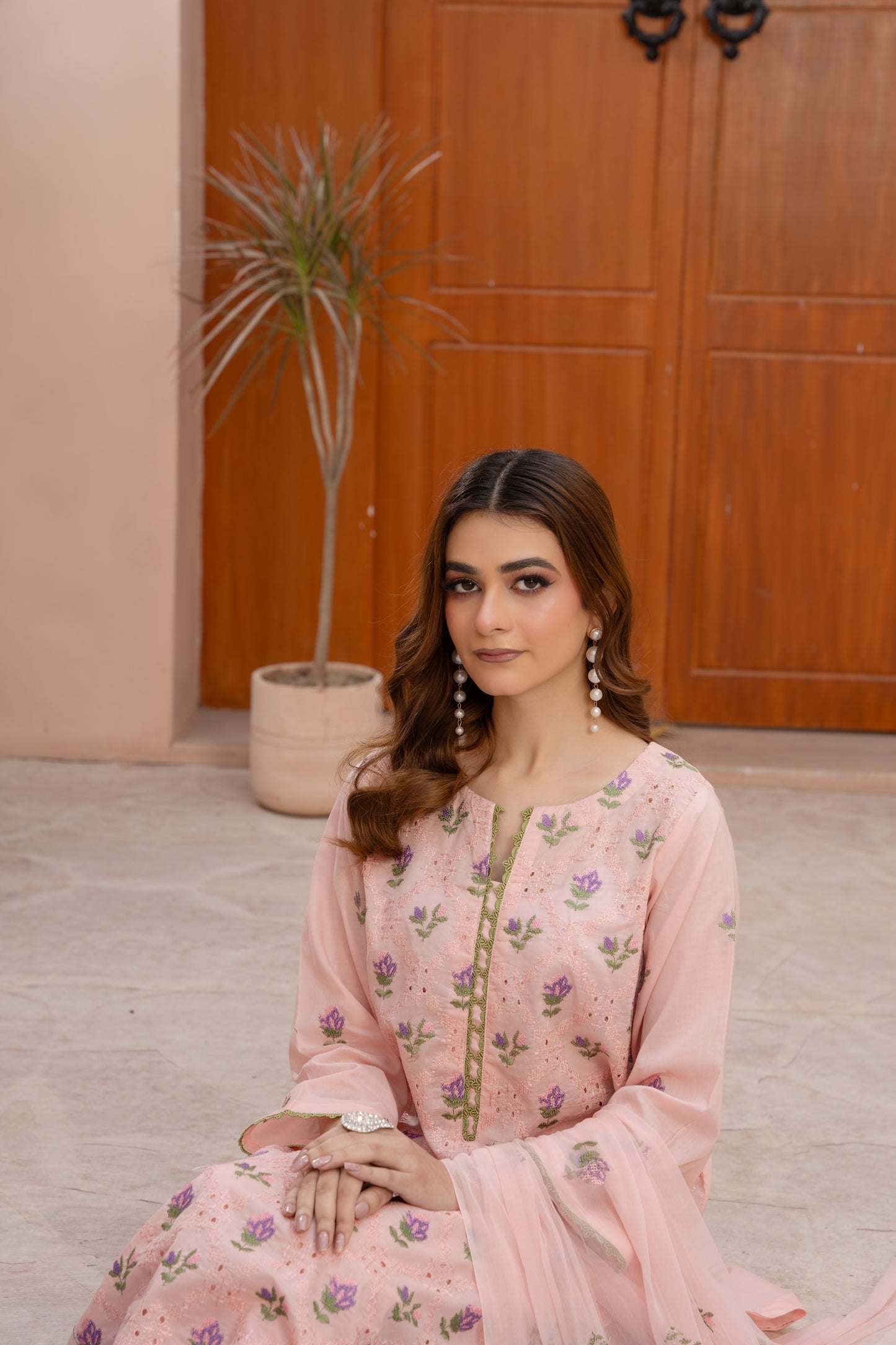 Lawn Collection  Vol : 01 D-04