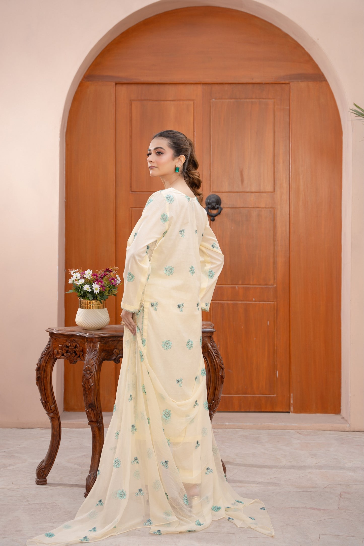 Lawn Collection  Vol : 01 D-07