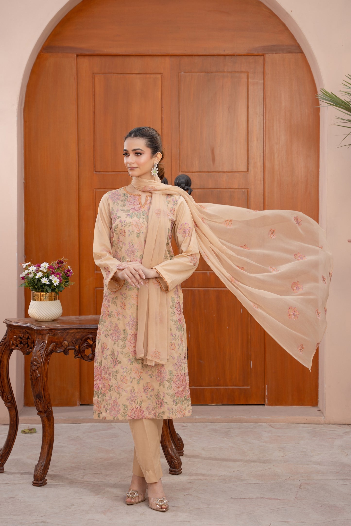 Lawn Collection  Vol : 01 D-10