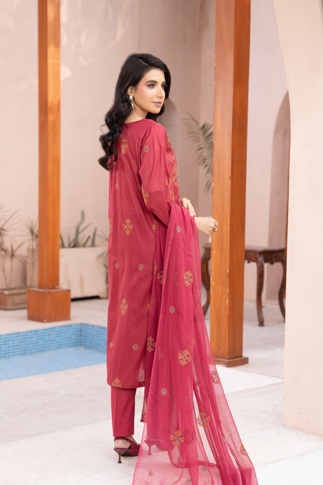 Lawn Collection D-06