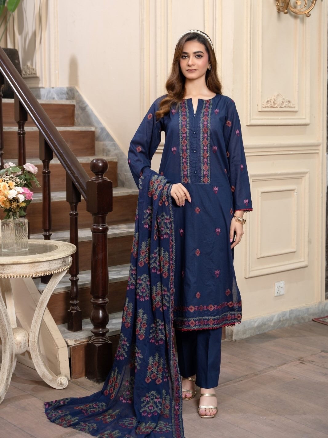 Lawn Collection Vol: 03 D-06